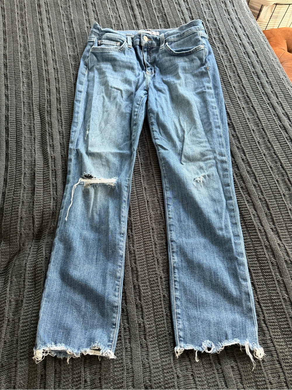 Joe’s Jeans Mid Rise Straight Ankle Distressed Jeans 28
